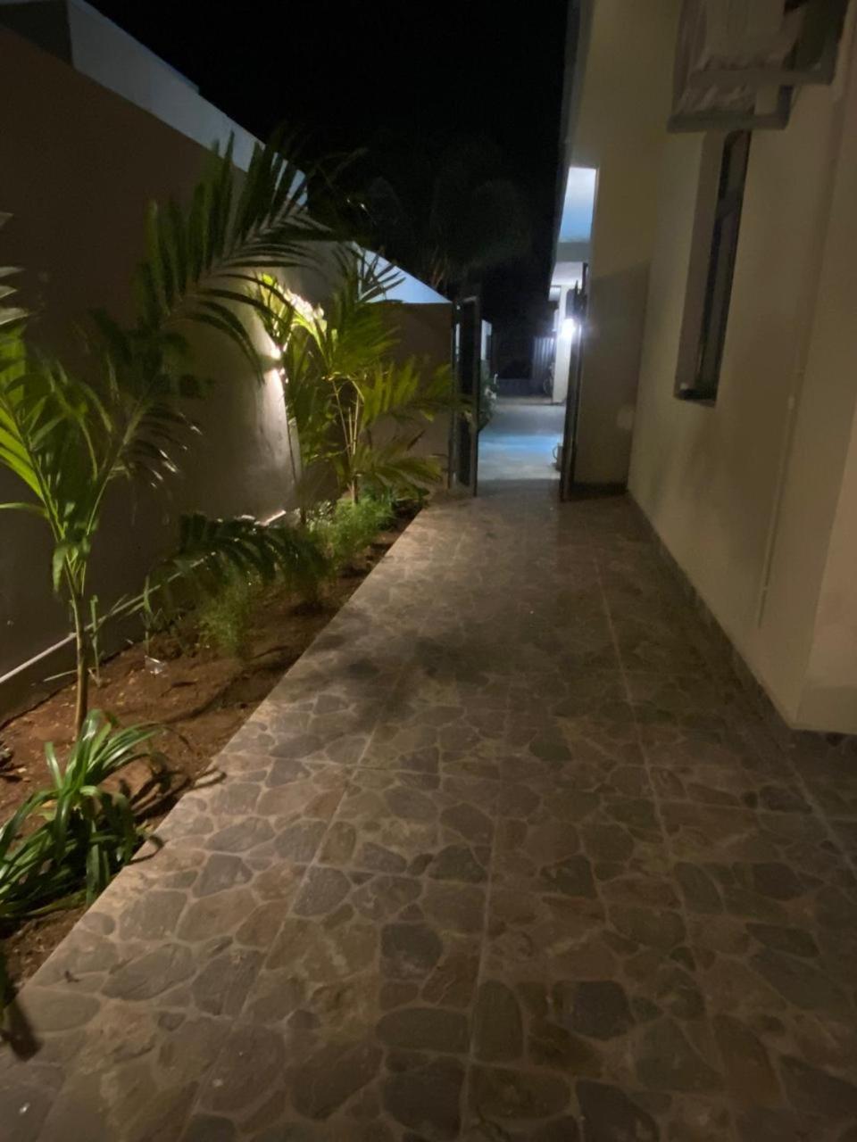 Luxury Retreat At Aqua Breeze Apartment, Flic-en-Flacq エクステリア 写真