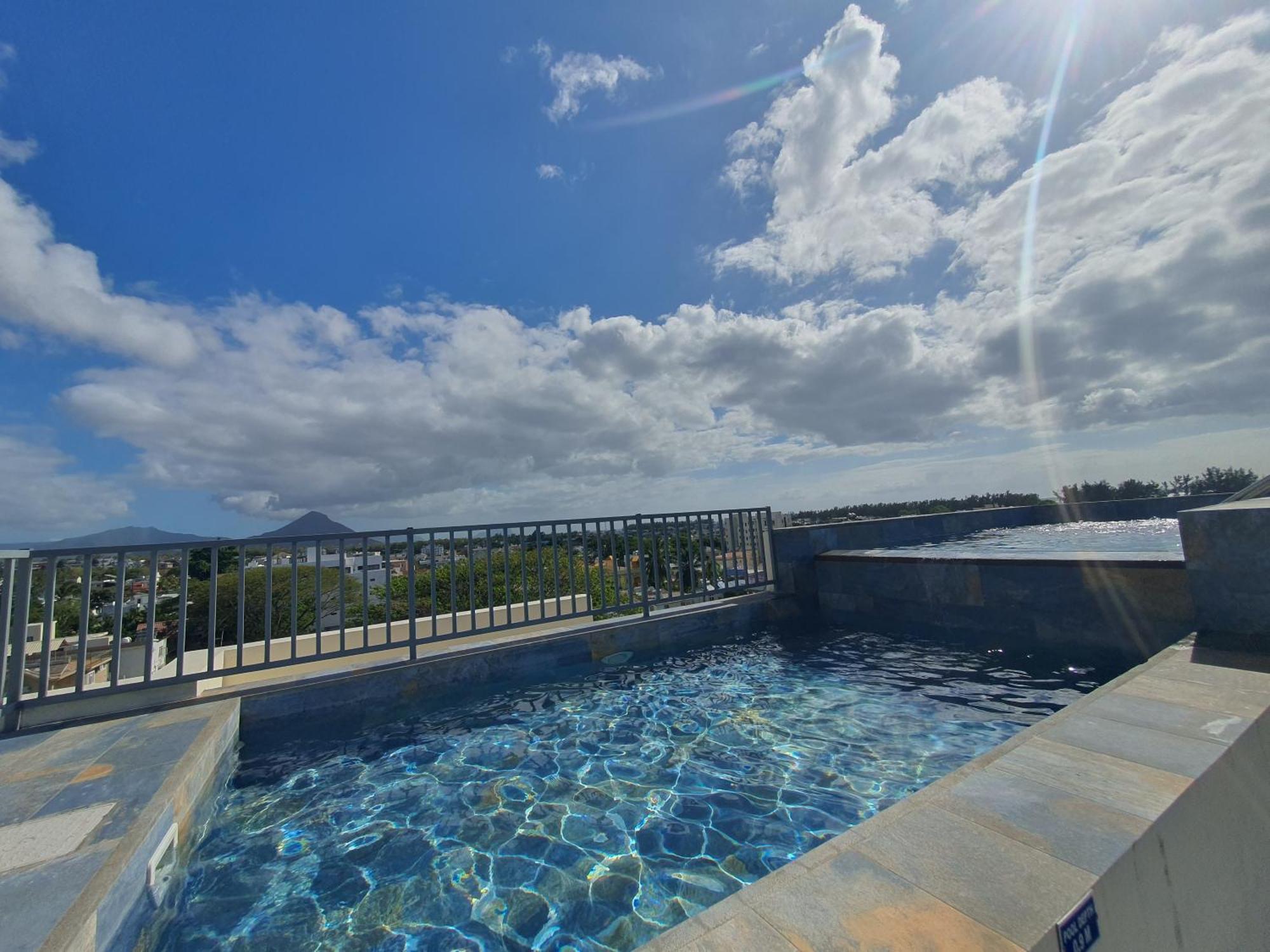Luxury Retreat At Aqua Breeze Apartment, Flic-en-Flacq エクステリア 写真
